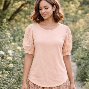NWT Design History Boho Peach Puff Sleeve Top with Crochet Accents - Medium